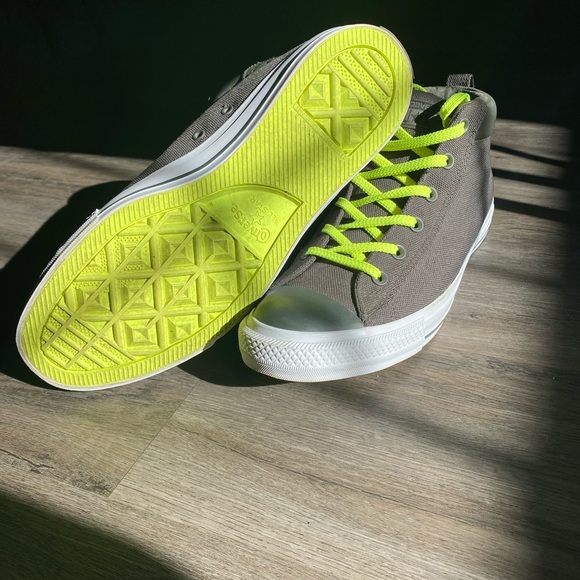 Converse - Picture 4 of 8